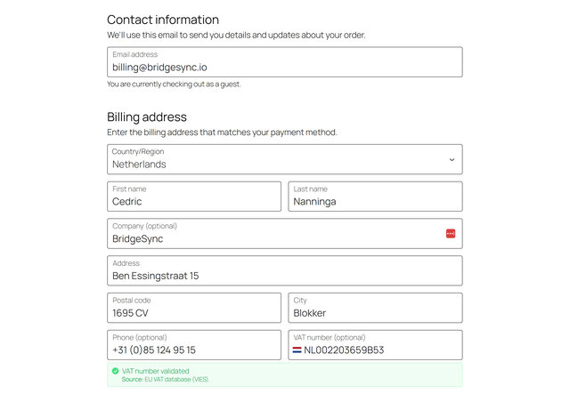 WooCommerce checkout: EU VAT number validated via VIES with a success message.